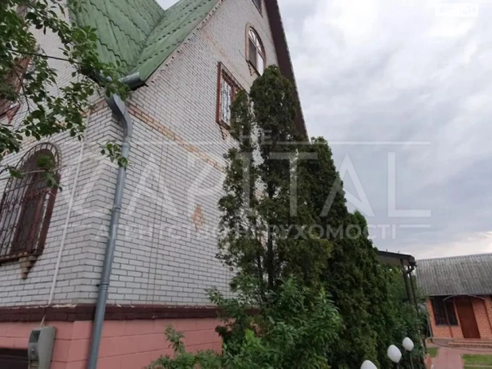 Продається будинок 3 поверховий 286 кв. м з каміном, цена: 155000 $