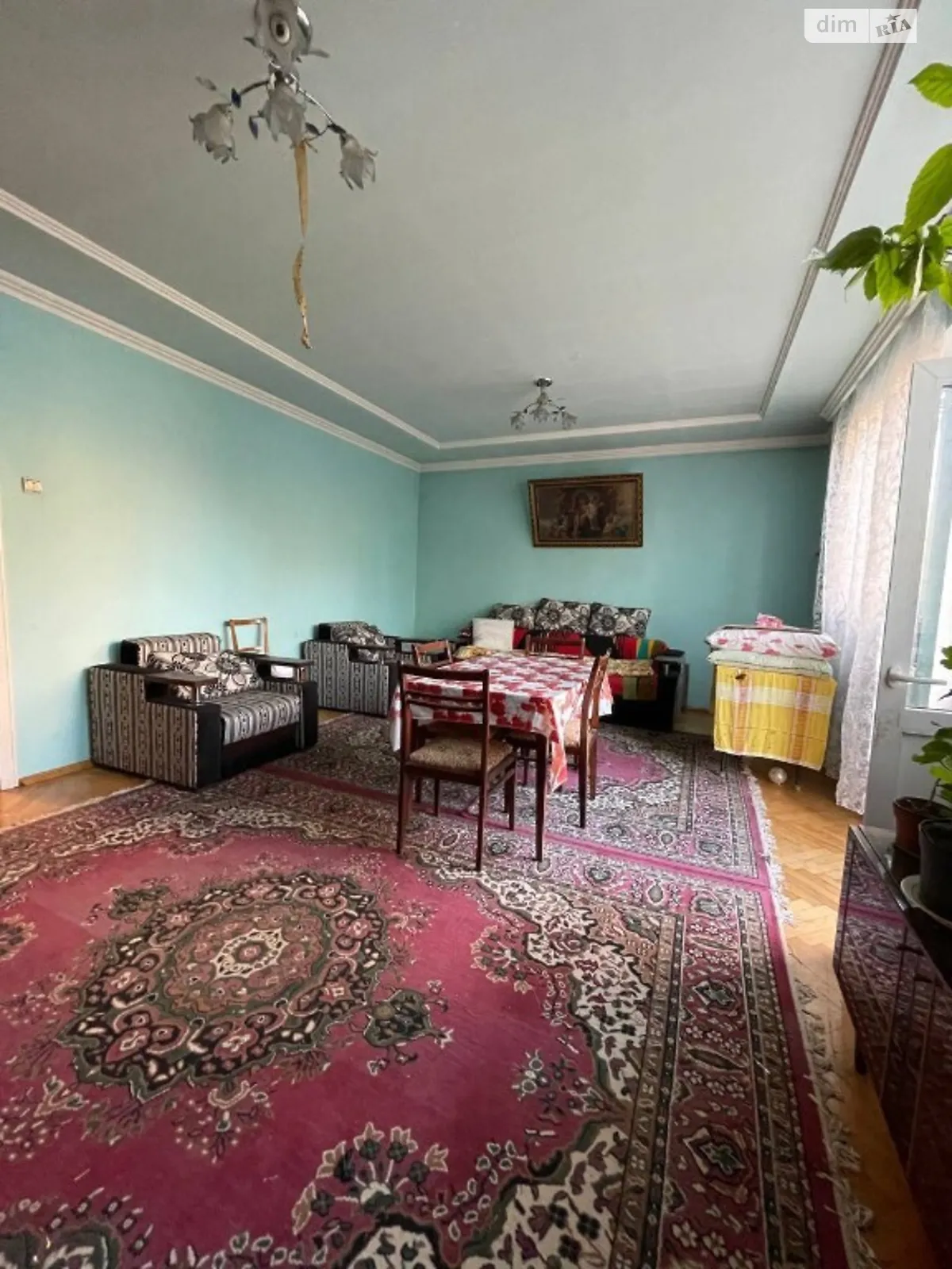 Продается 3-комнатная квартира 83.7 кв. м в Черновцах - фото 2