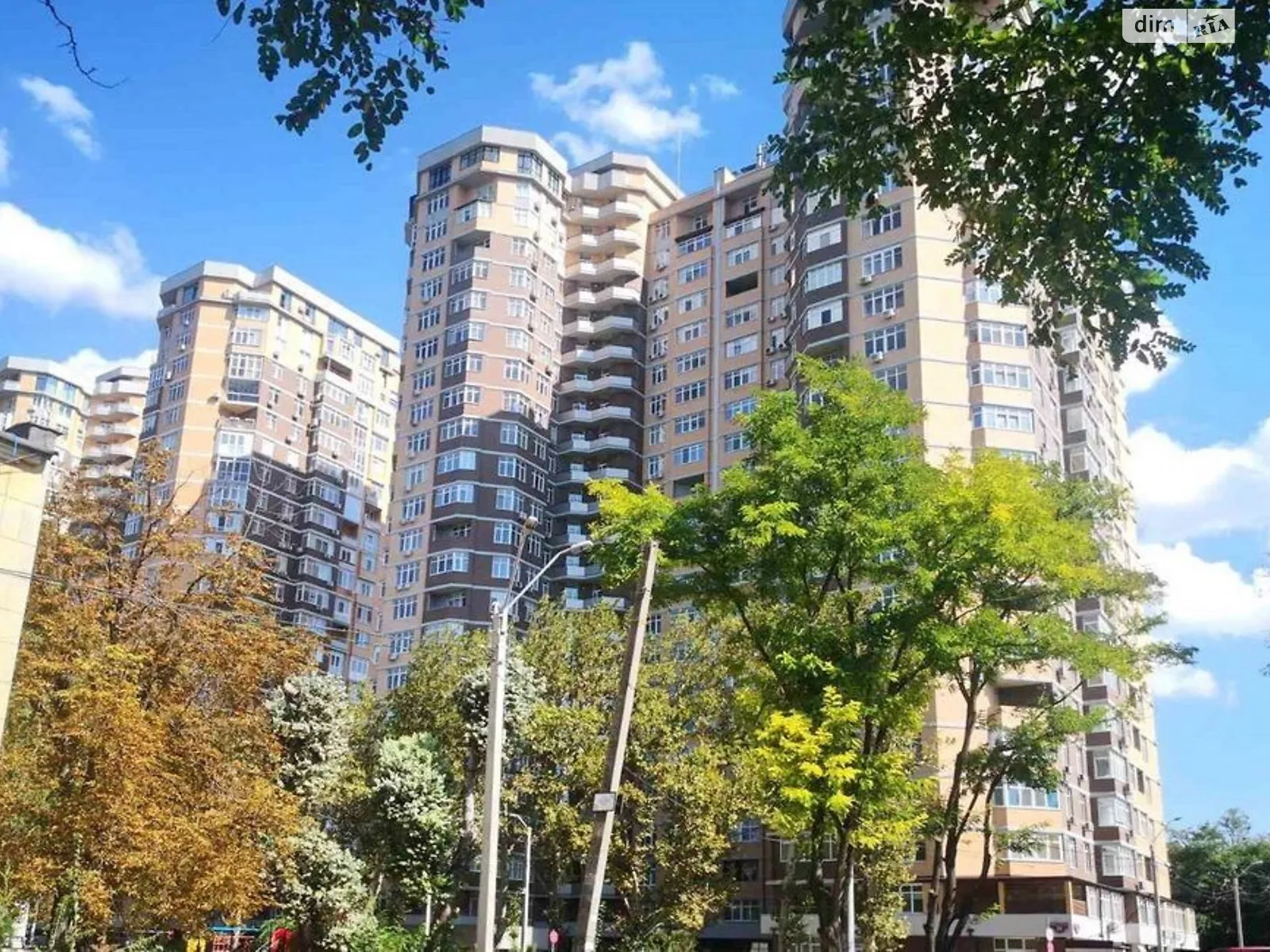 Продается 2-комнатная квартира 71 кв. м в Одессе, бул. Французский, 26 - фото 1