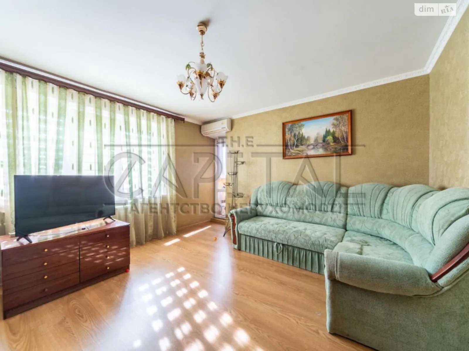 Продается 2-комнатная квартира 52 кв. м в Киеве, ул. Владимира Сосюры, 4 - фото 1