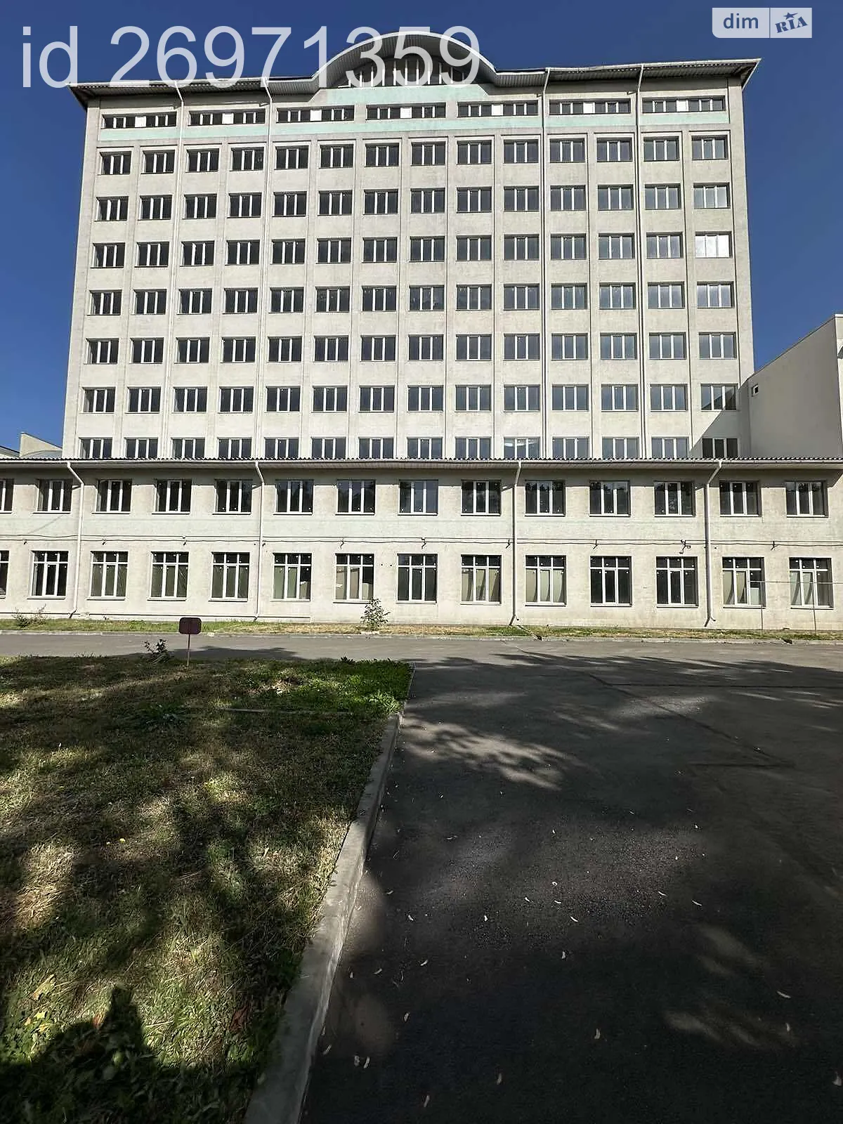 Продается 1-комнатная квартира 36 кв. м в Харькове, просп. Тракторостроителей - фото 1