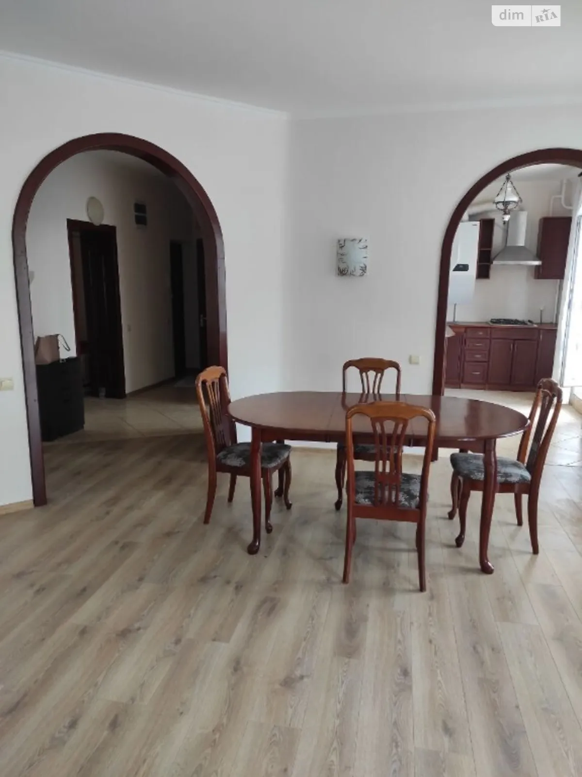 Продается 3-комнатная квартира 110 кв. м в Ивано-Франковске, бул. Южный - фото 1