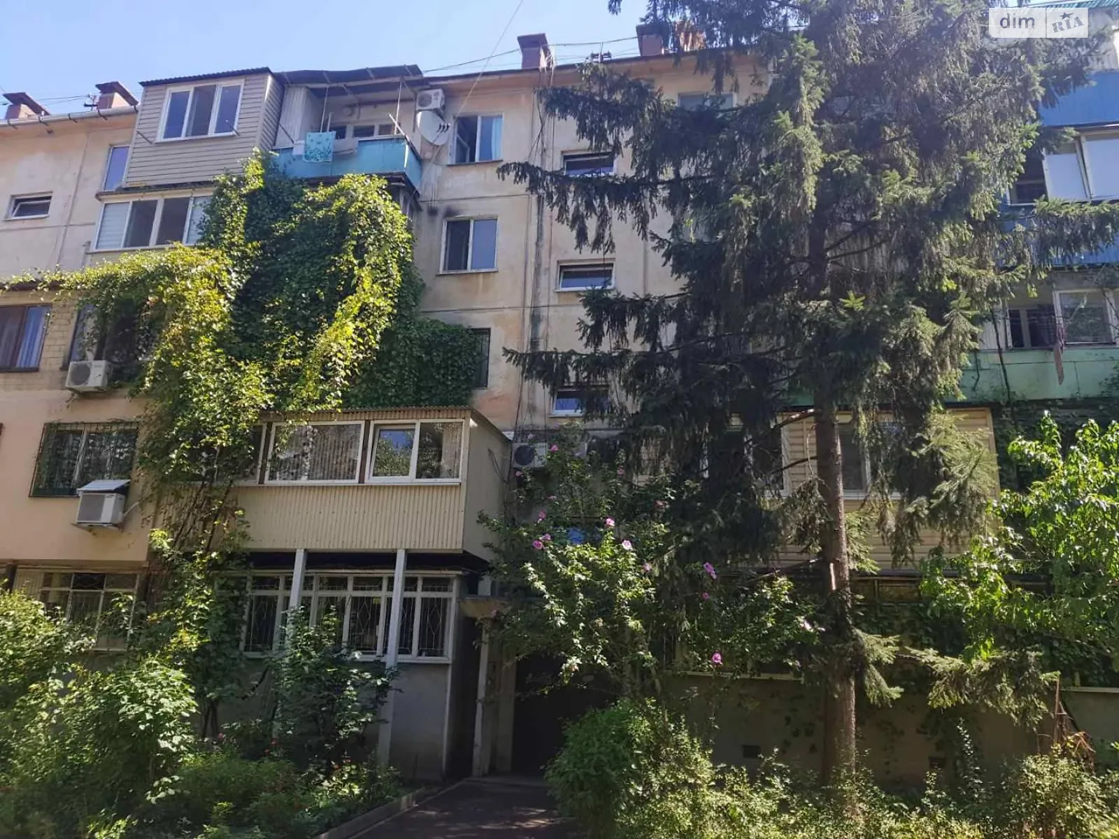 Продается 3-комнатная квартира 61 кв. м в Одессе, ул. Рихтера Святослава