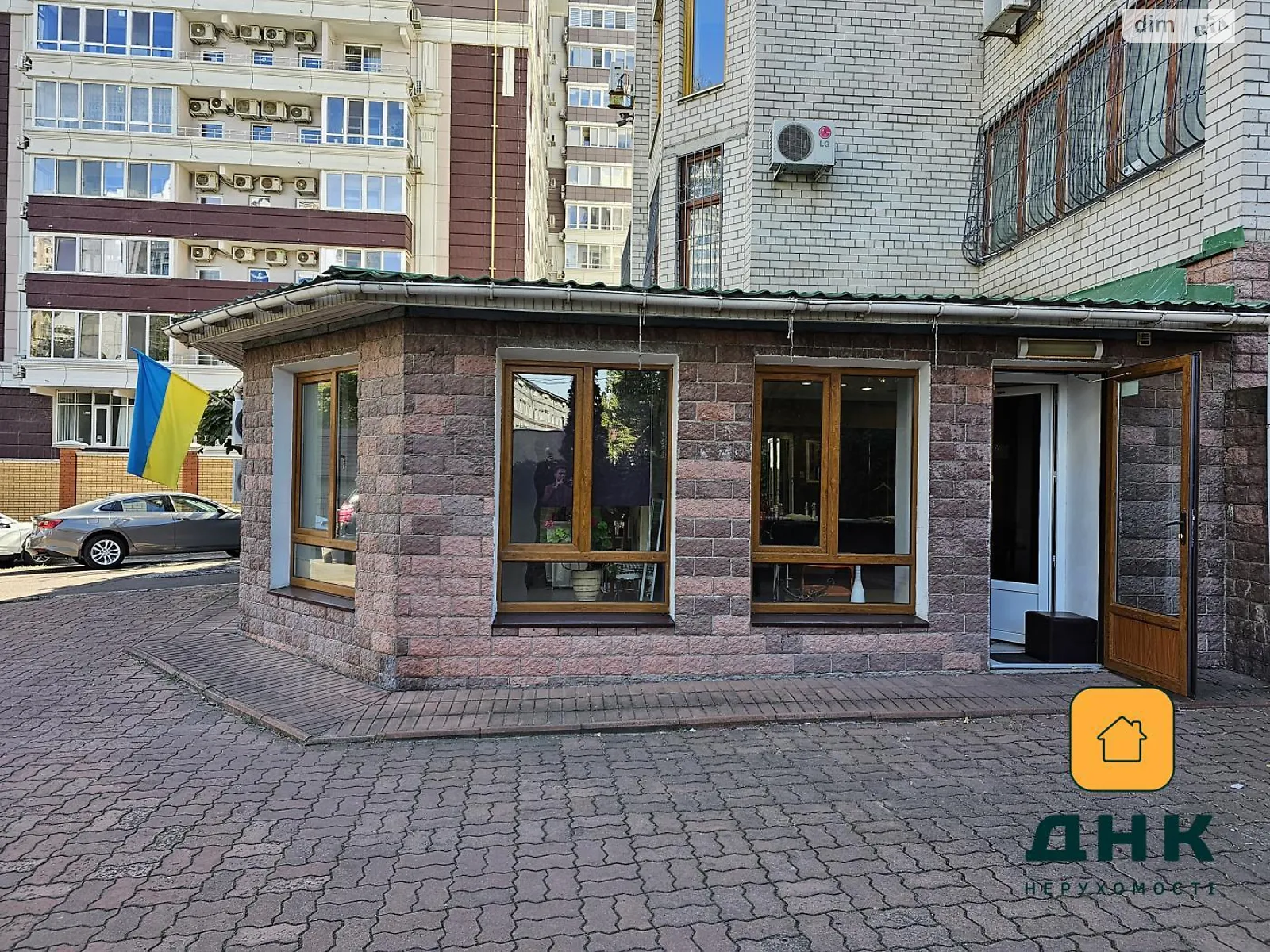 Продається офіс 57 кв. м в бізнес-центрі - фото 3