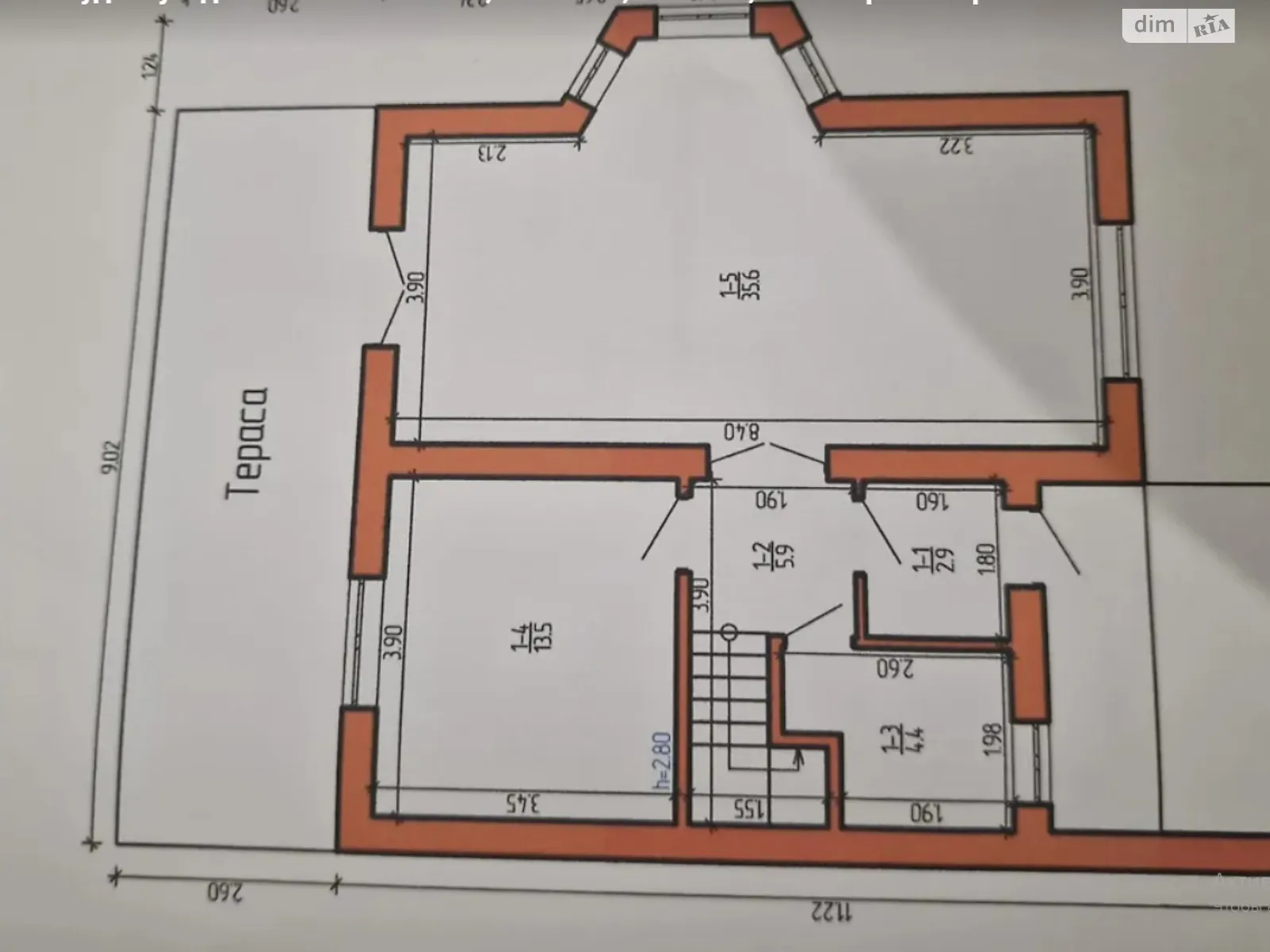 Продается одноэтажный дом 180 кв. м с камином, цена: 130000 $