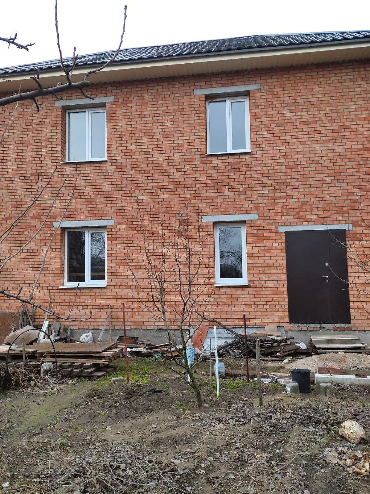 Продається будинок 2 поверховий 160 кв. м з каміном, цена: 205000 $