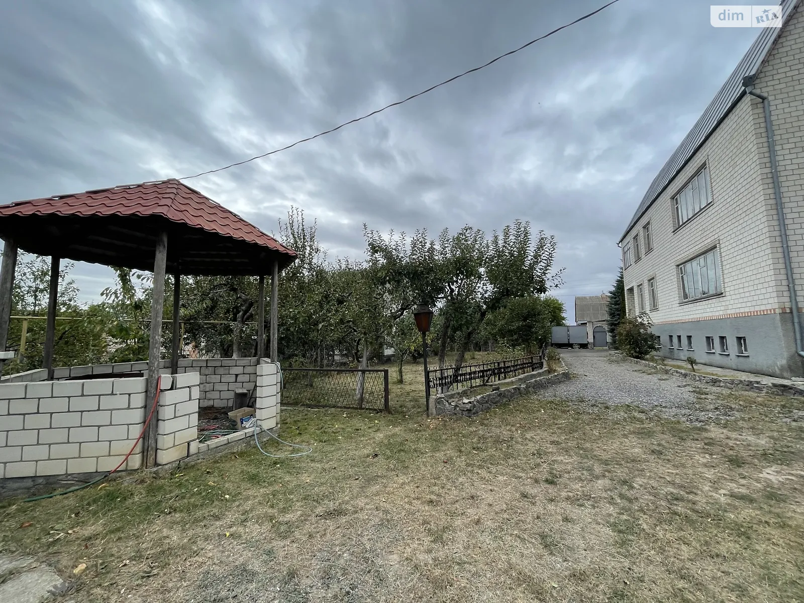 Продается дом на 2 этажа 480 кв. м с террасой - фото 3