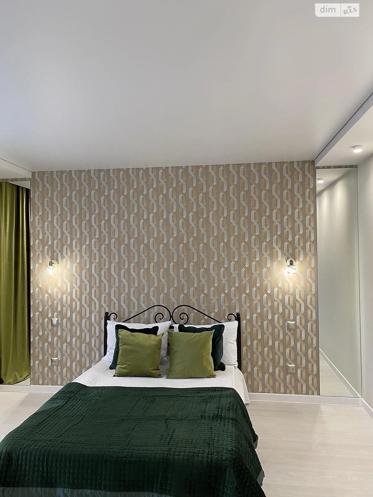 Продается 1-комнатная квартира 32 кв. м в Хмельницком, ул. Прибугская - фото 1