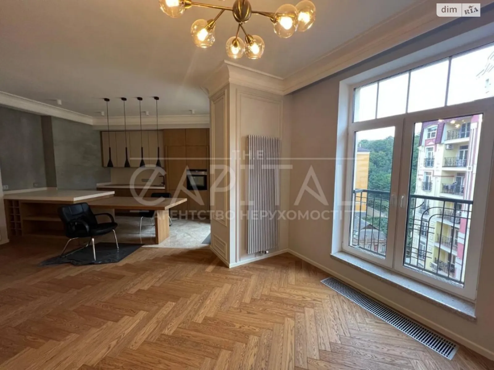 Продается 2-комнатная квартира 93 кв. м в Киеве, ул. Дегтярная