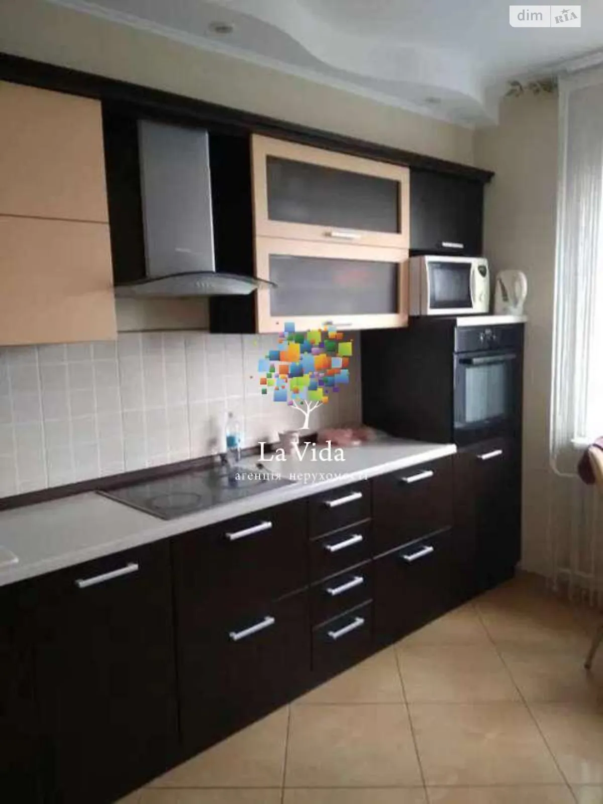 Продается 2-комнатная квартира 72 кв. м в Киеве, ул. Николая Лаврухина, 8 - фото 1