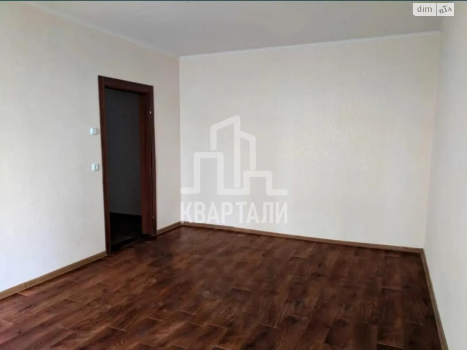 Продается 2-комнатная квартира 72.6 кв. м в Киеве, пер. Балтийский, 1