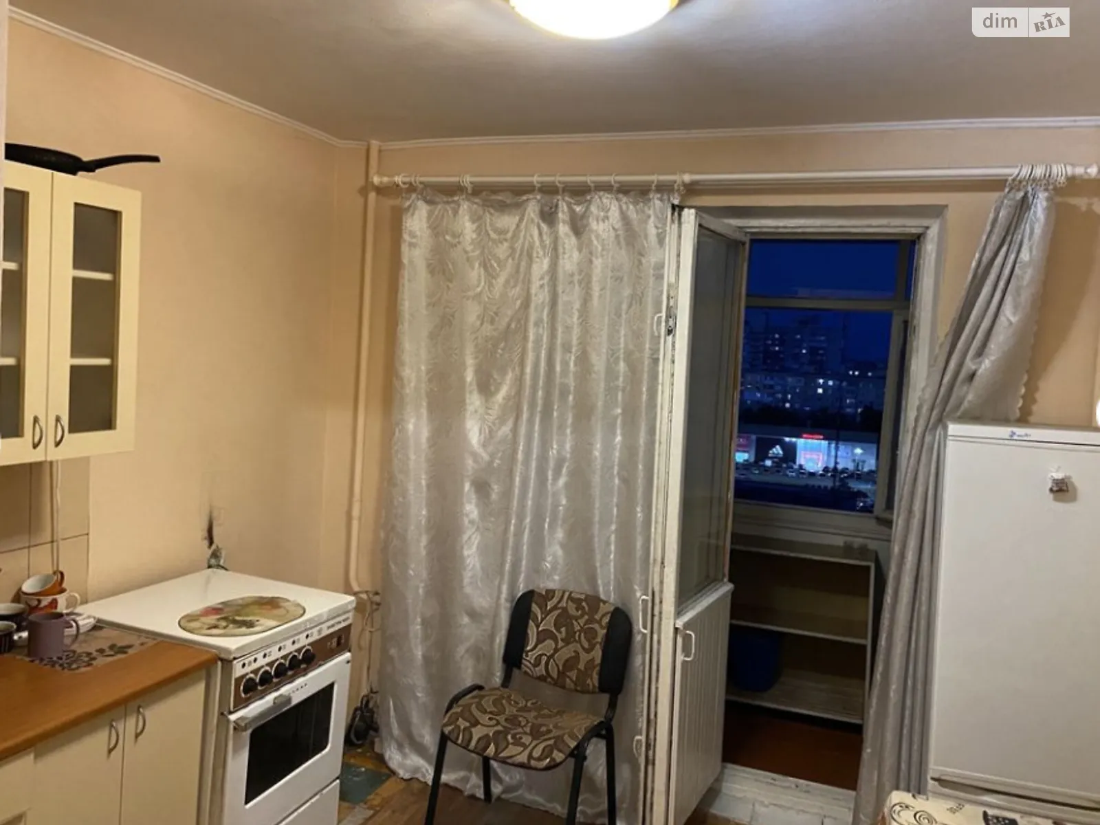 Продается 1-комнатная квартира 37 кв. м в Днепре, цена: 25000 $