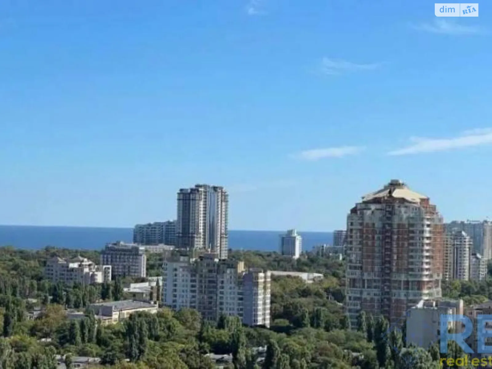 Продается 2-комнатная квартира 102 кв. м в Одессе, просп. Гагарина - фото 1