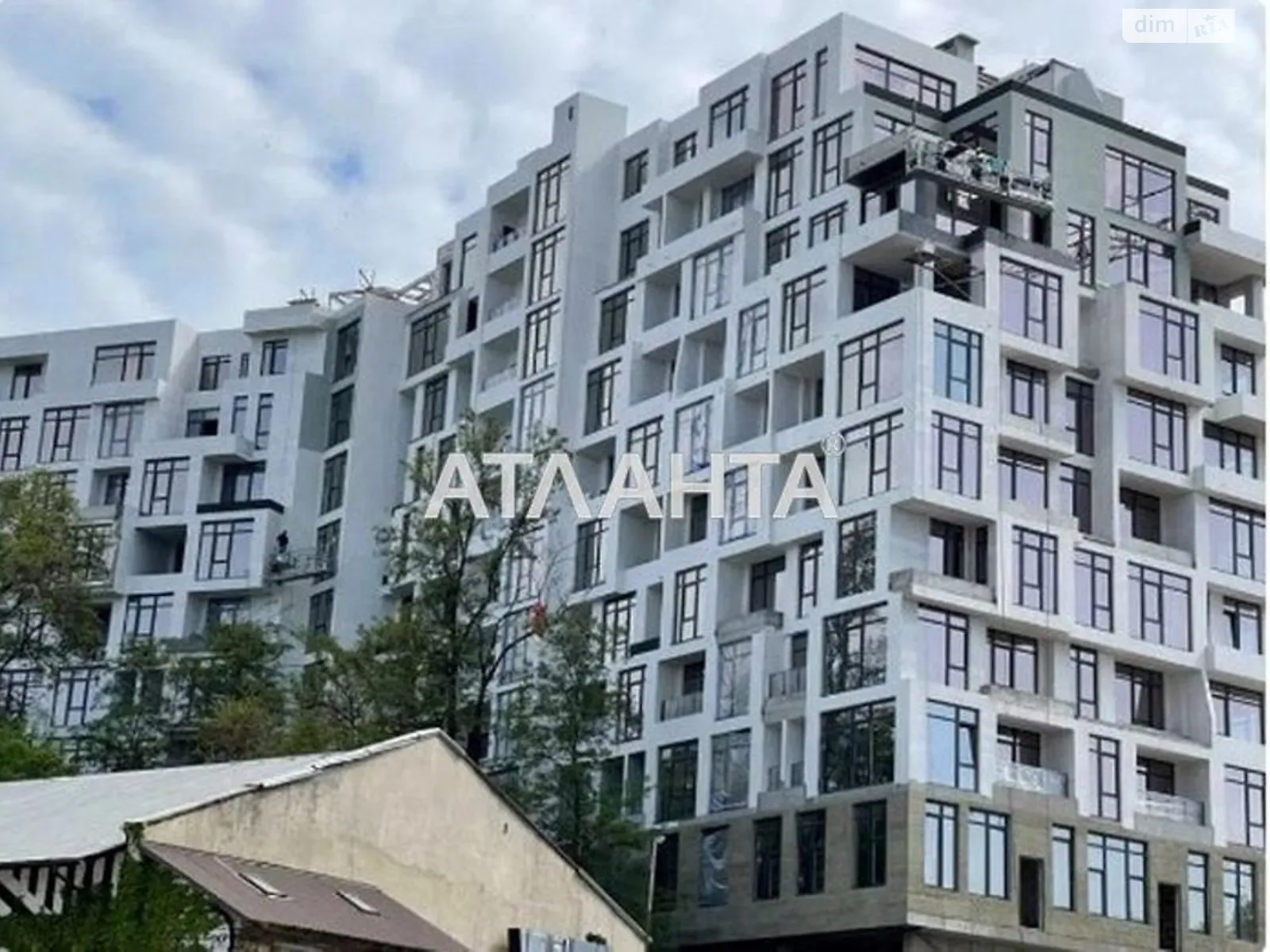 Продается 2-комнатная квартира 56 кв. м в Одессе, ул. Приморская