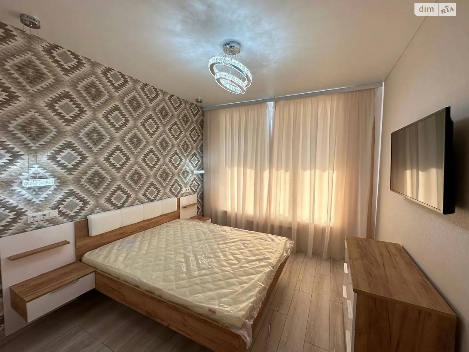 Продается 1-комнатная квартира 45 кв. м в Одессе, ул. Толбухина