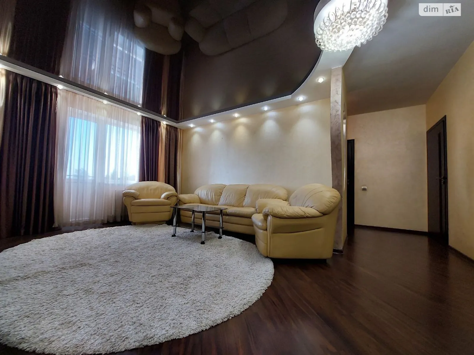 Продається 3-кімнатна квартира 99 кв. м у Прилуцькому, цена: 104000 $