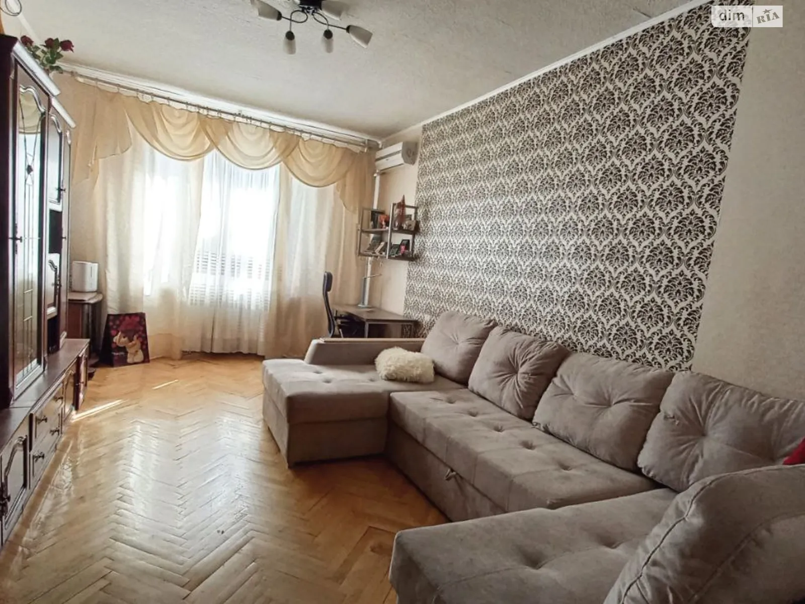 Продается 2-комнатная квартира 57 кв. м в Харькове, просп. Науки, 17 - фото 1