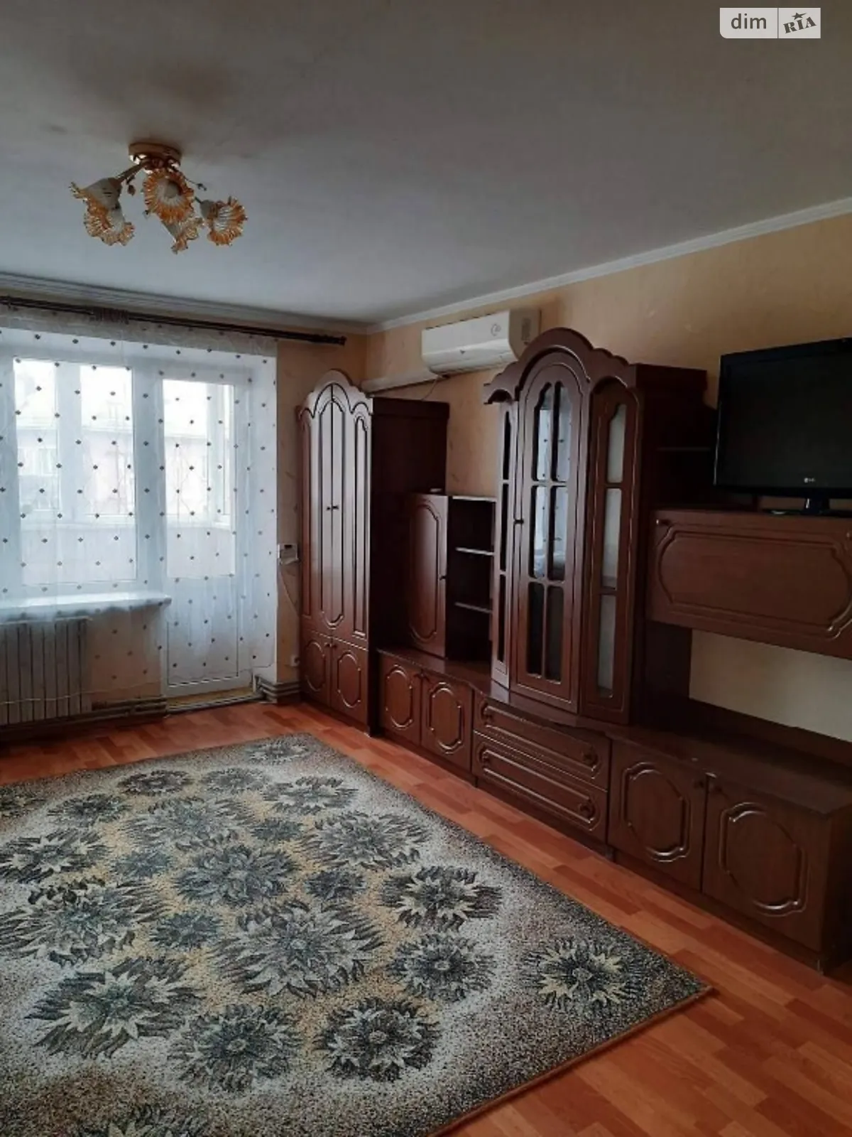 Продается 3-комнатная квартира 70 кв. м в Полтаве, цена: 67500 $