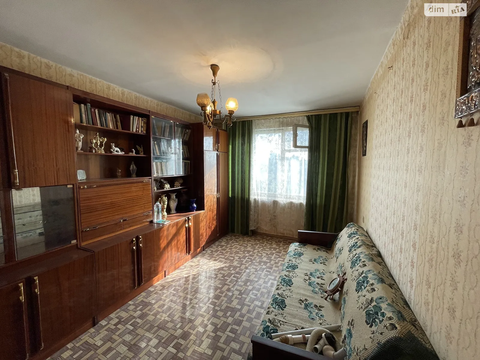 Продается 2-комнатная квартира 44 кв. м в Черноморске, ул. Александрийская