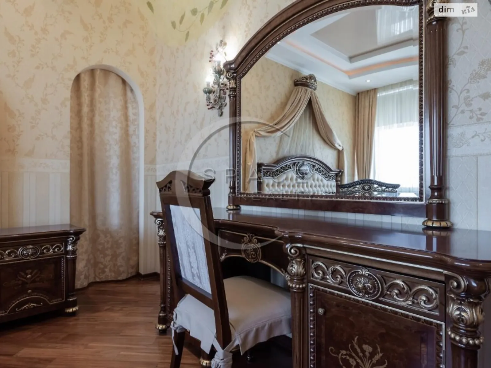 Сдается в аренду 4-комнатная квартира 190 кв. м в Киеве - фото 3