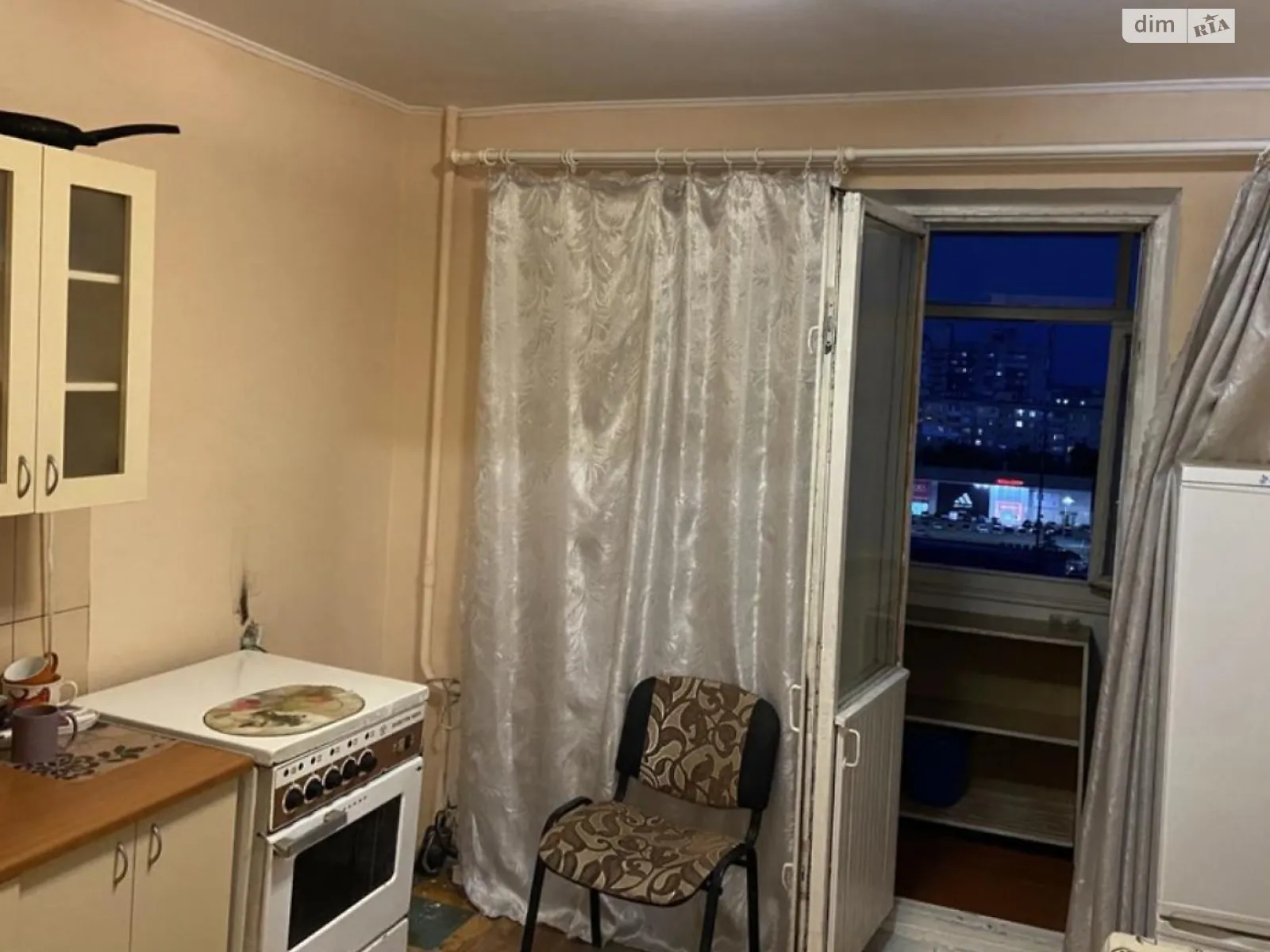 Продается 1-комнатная квартира 37 кв. м в Днепре, цена: 29500 $