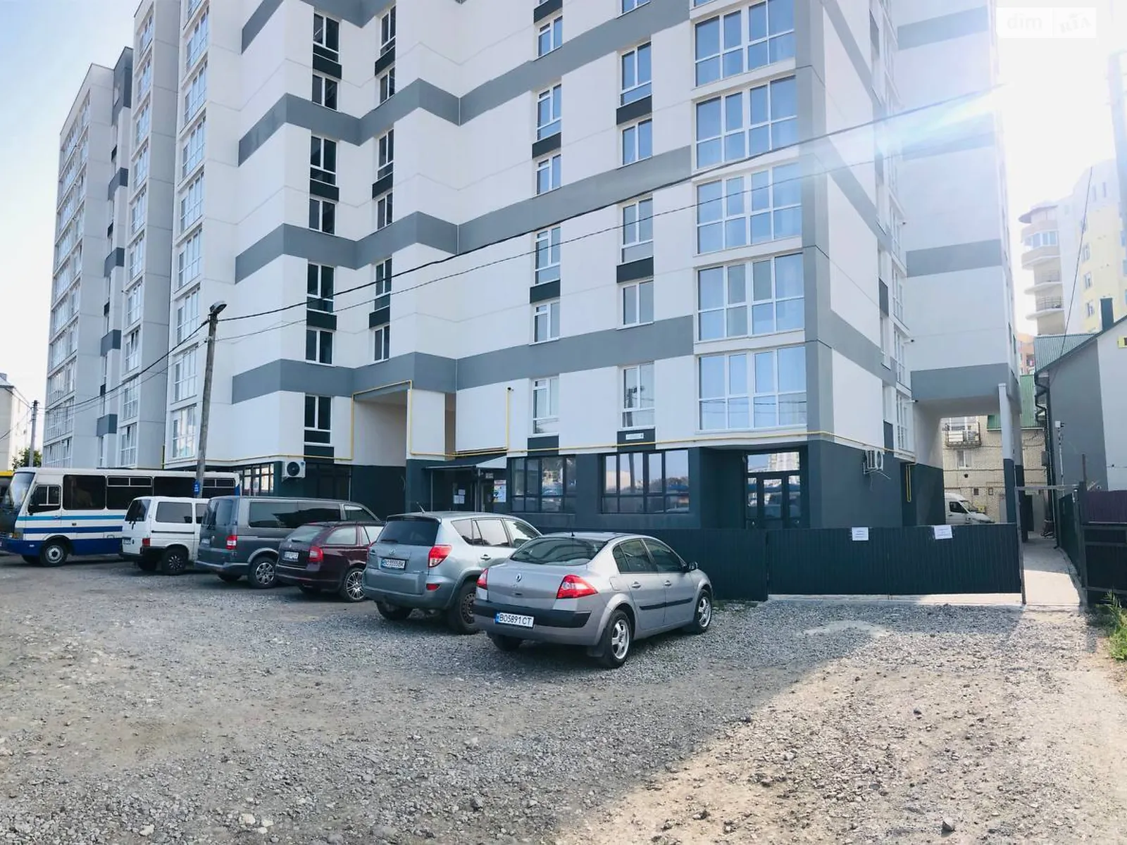 Продается офис 78 кв. м в бизнес-центре, цена: 81900 $ - фото 1