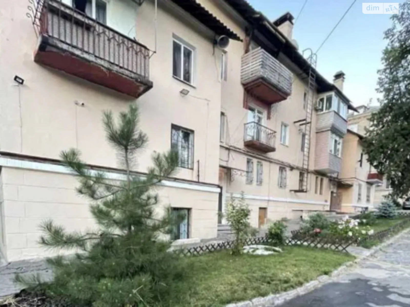 Продается 2-комнатная квартира 49 кв. м в Днепре, ул. Паторжинского, 19