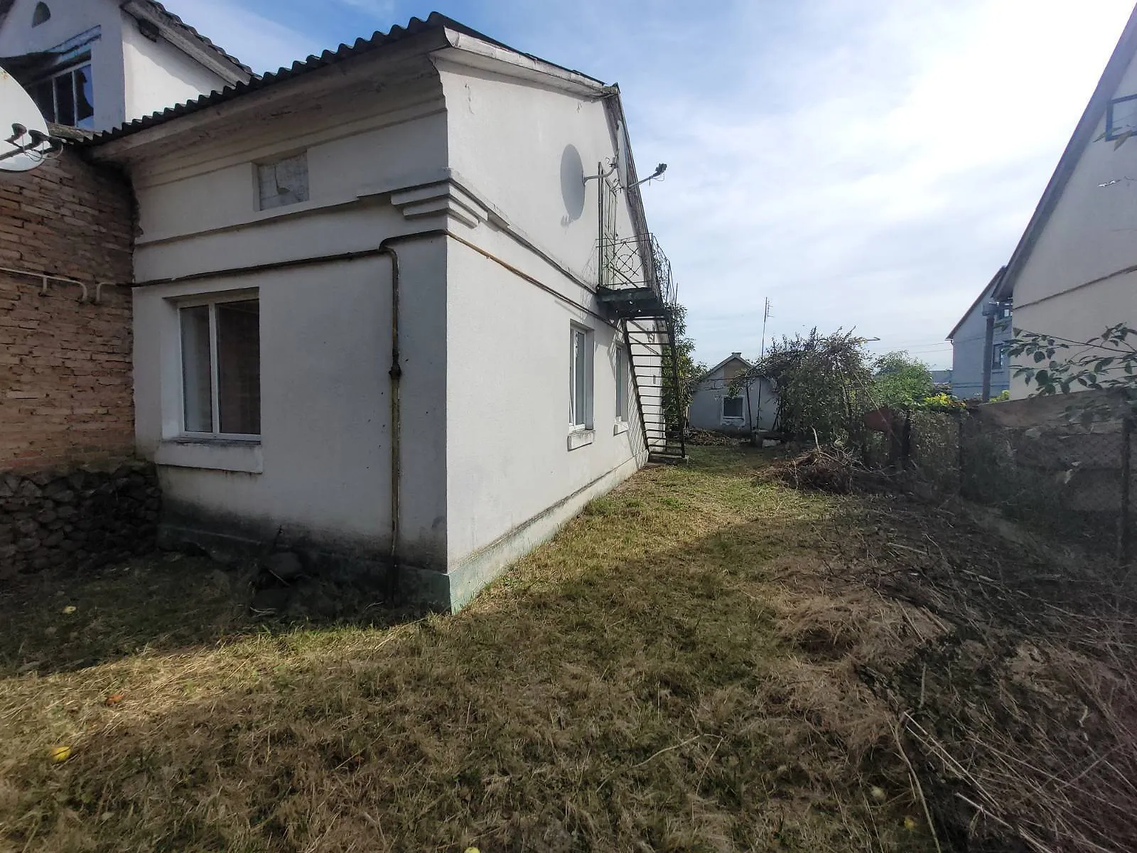 Продається частина будинку 51 кв. м з гаражем, цена: 18000 $