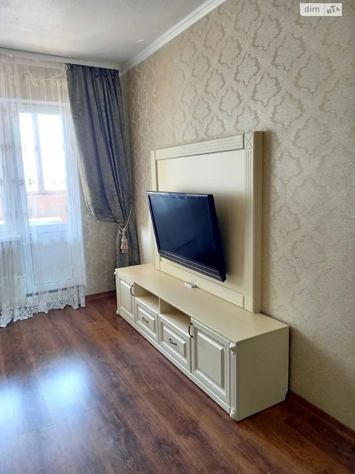 Сдается в аренду 4-комнатная квартира 147 кв. м в Киеве, ул. Михаила Котельникова, 17 - фото 1