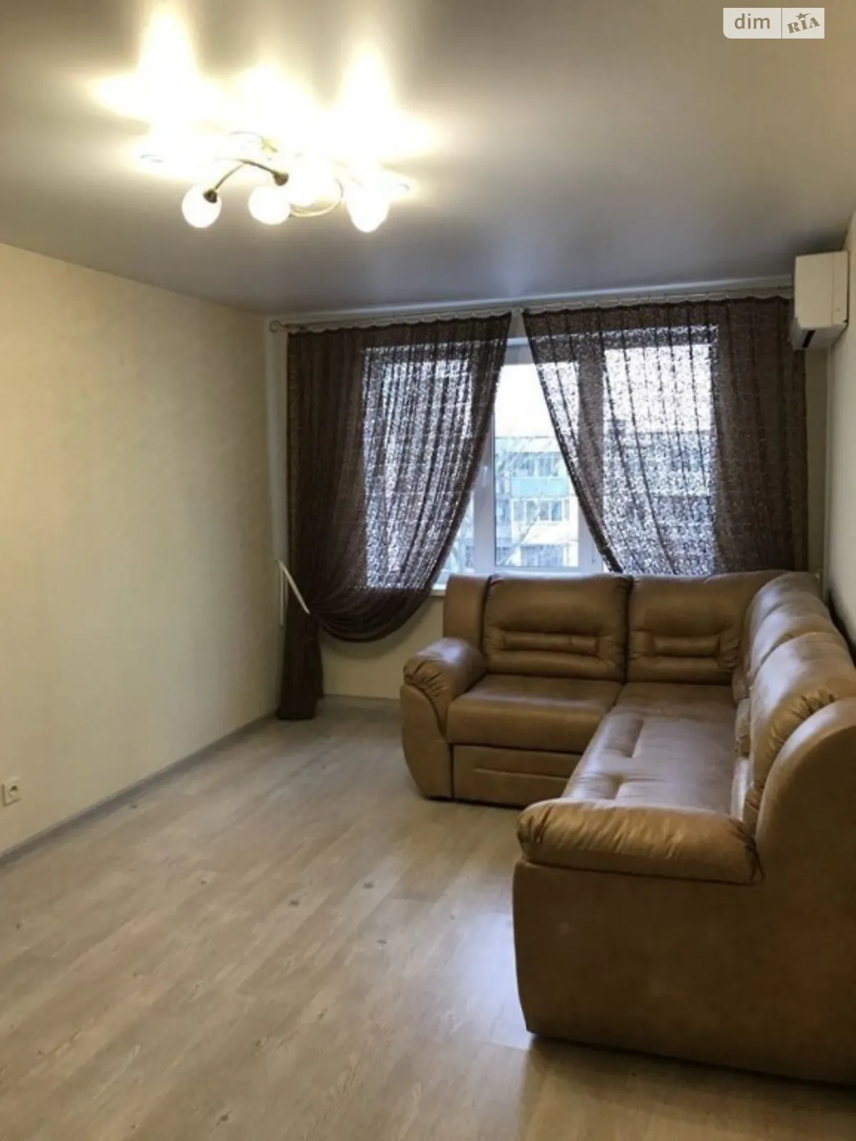 Продается 3-комнатная квартира 60 кв. м в Днепре, просп. Воронцова - фото 1