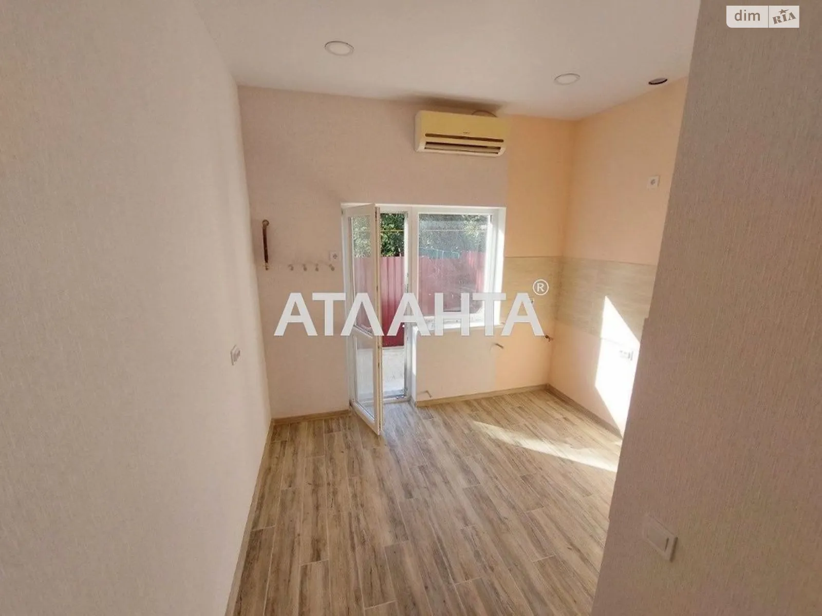 Продается дом на 2 этажа 35 кв. м с участком, цена: 27000 $ - фото 1