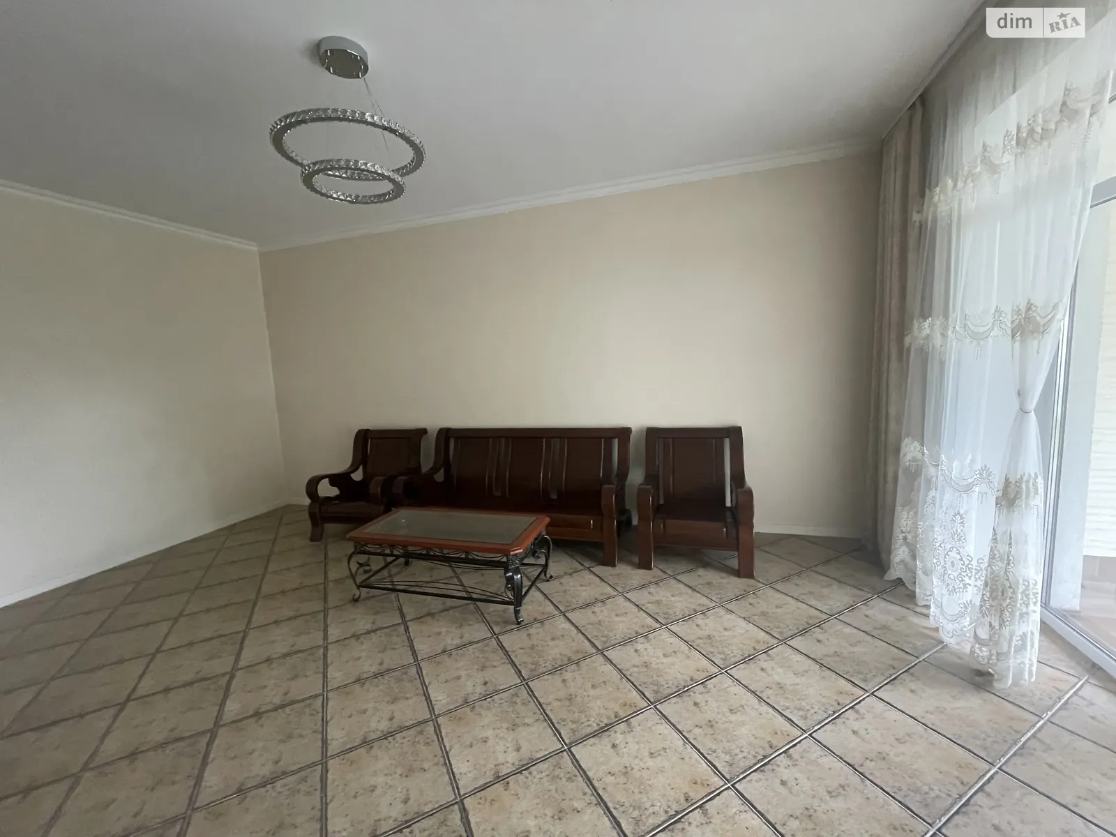 Продається будинок 2 поверховий 160 кв. м з каміном, цена: 187000 $