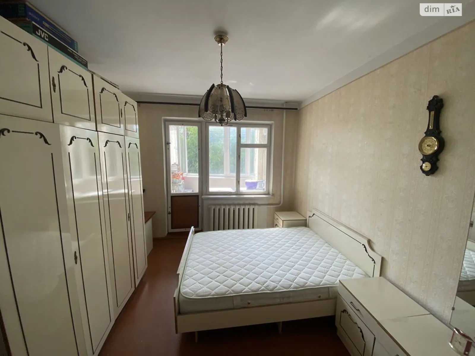 Продается 3-комнатная квартира 62 кв. м в Ровно - фото 1