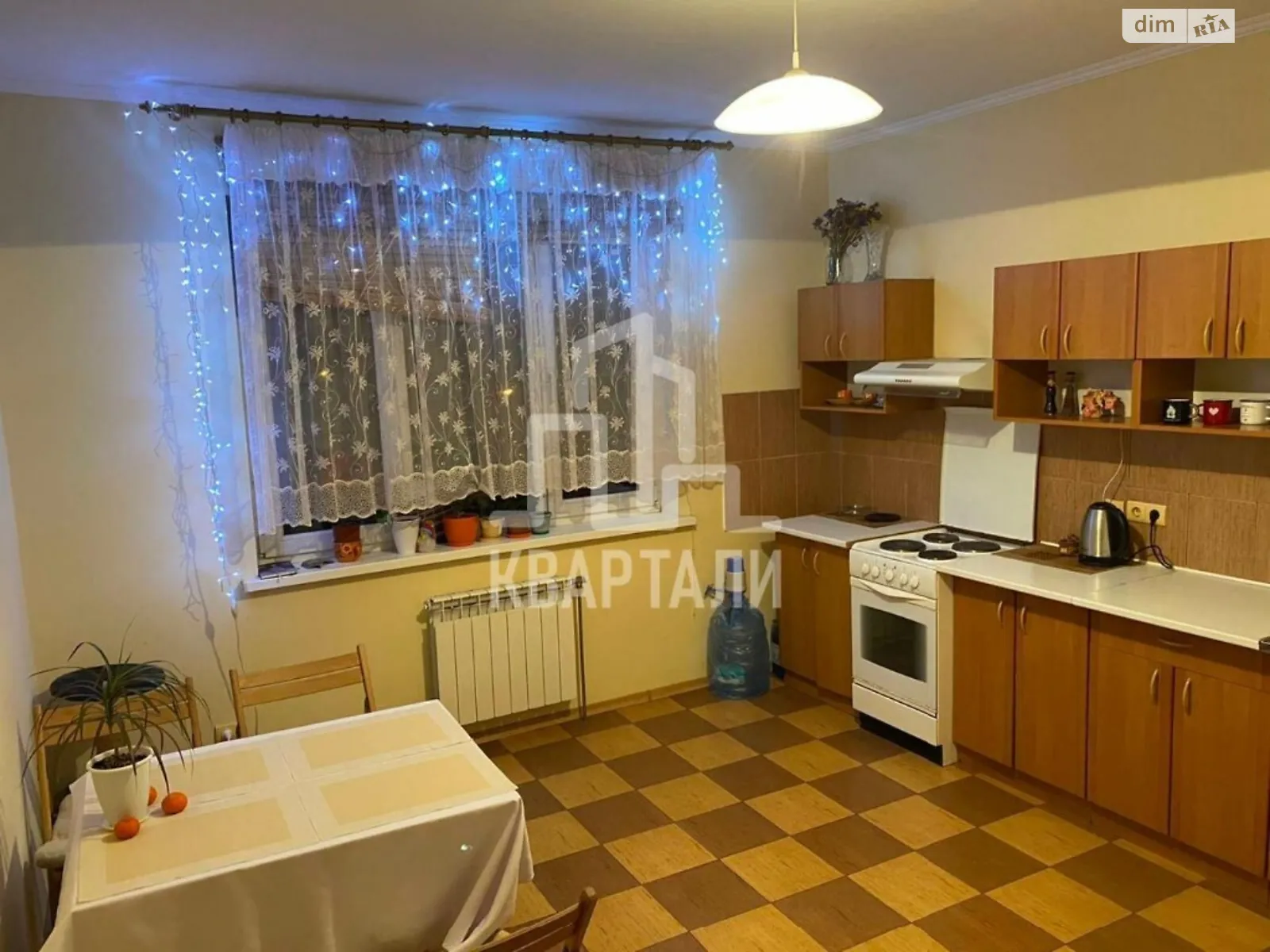 Продается 2-комнатная квартира 72 кв. м в Киеве, ул. Урловская, 21 - фото 1