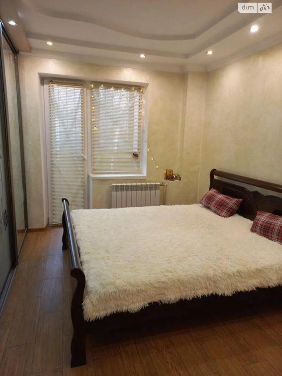Продается 5-комнатная квартира 107 кв. м в Киеве, ул. Василия Касияна, 6 - фото 1