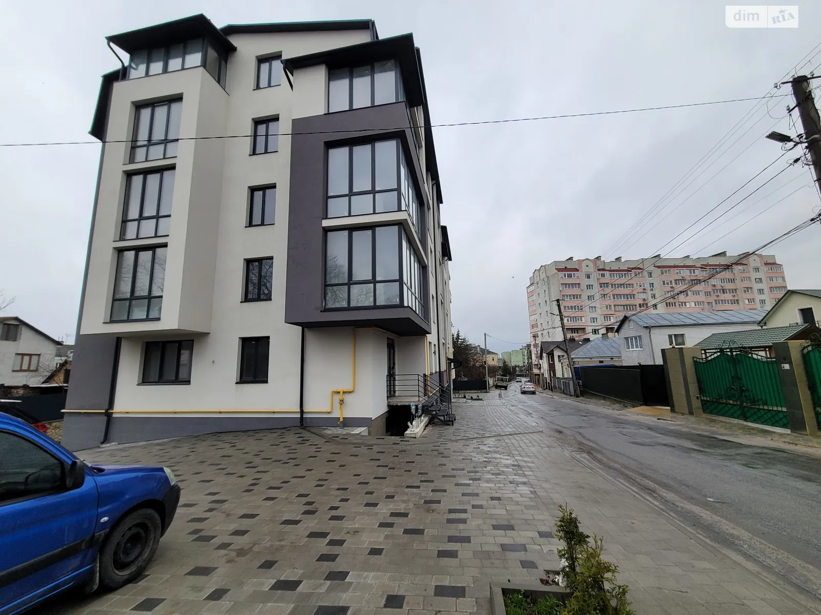 3-кімнатна квартира 80 кв. м у Тернополі, вул. Зелена, 3