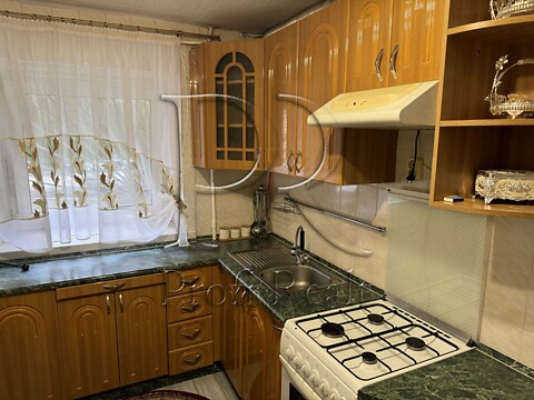 Продается 2-комнатная квартира 42 кв. м в Киеве, ул. Светлицкого