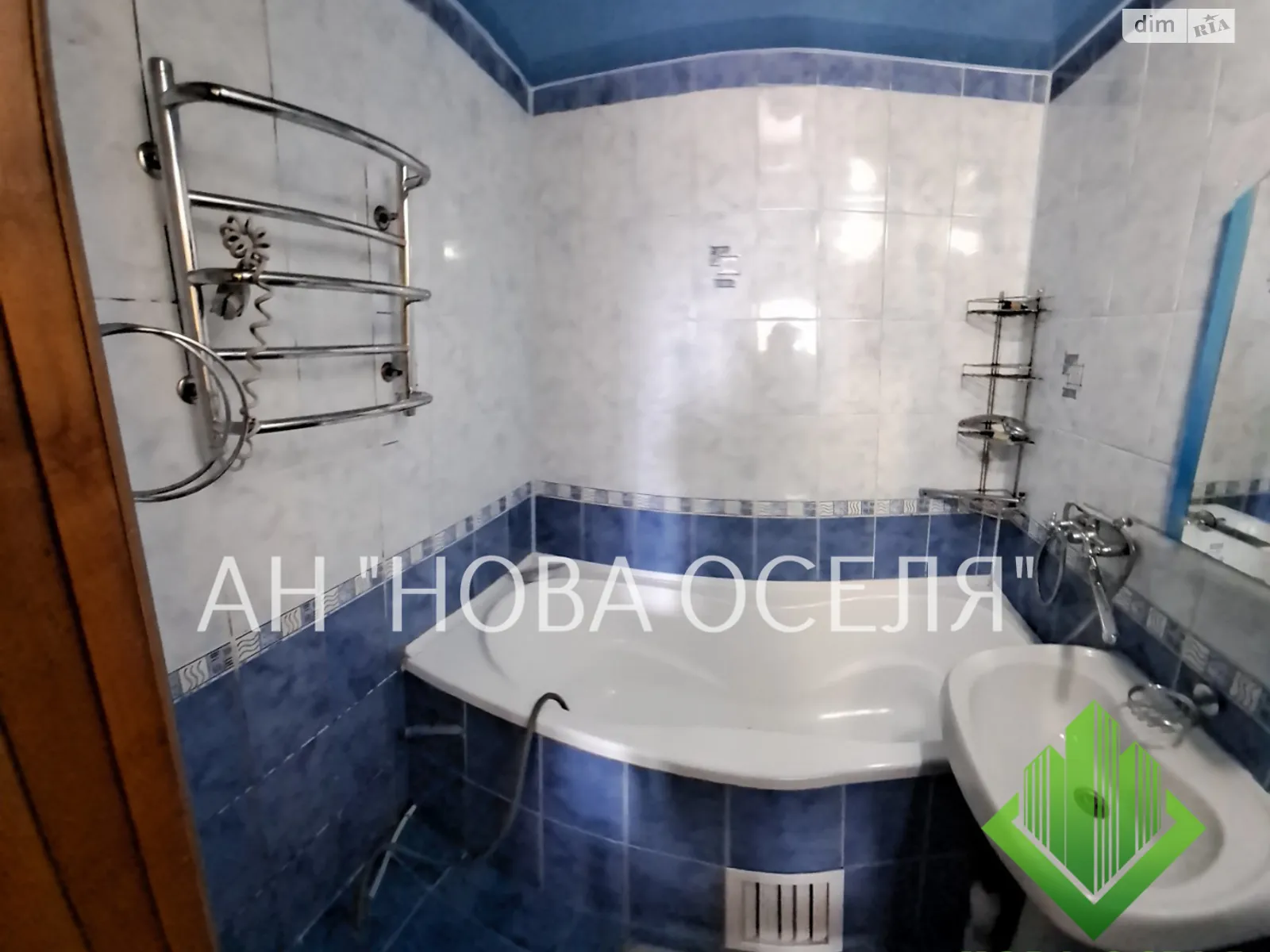 Продается 2-комнатная квартира 53 кв. м в Кропивницком, цена: 40999 $