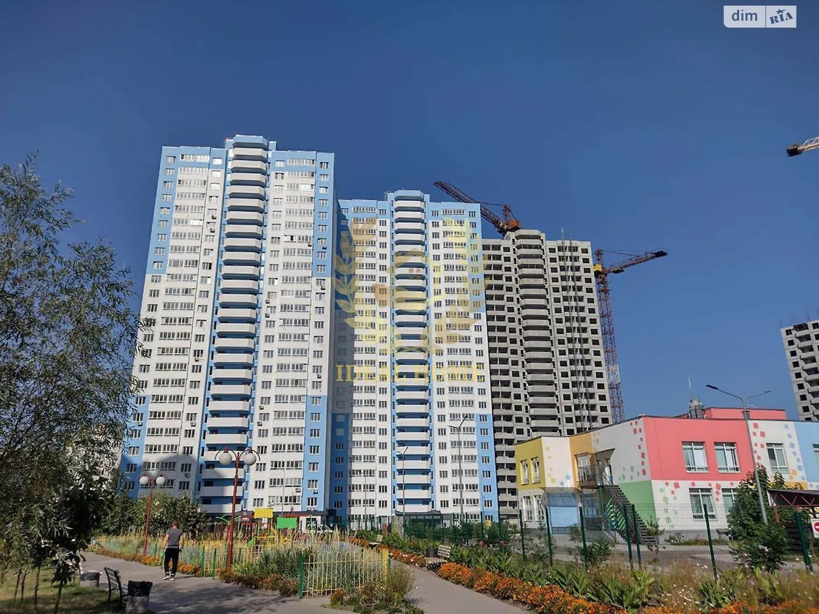Продается 1-комнатная квартира 36 кв. м в Коцюбинском, ул. Доковская, 10 - фото 1