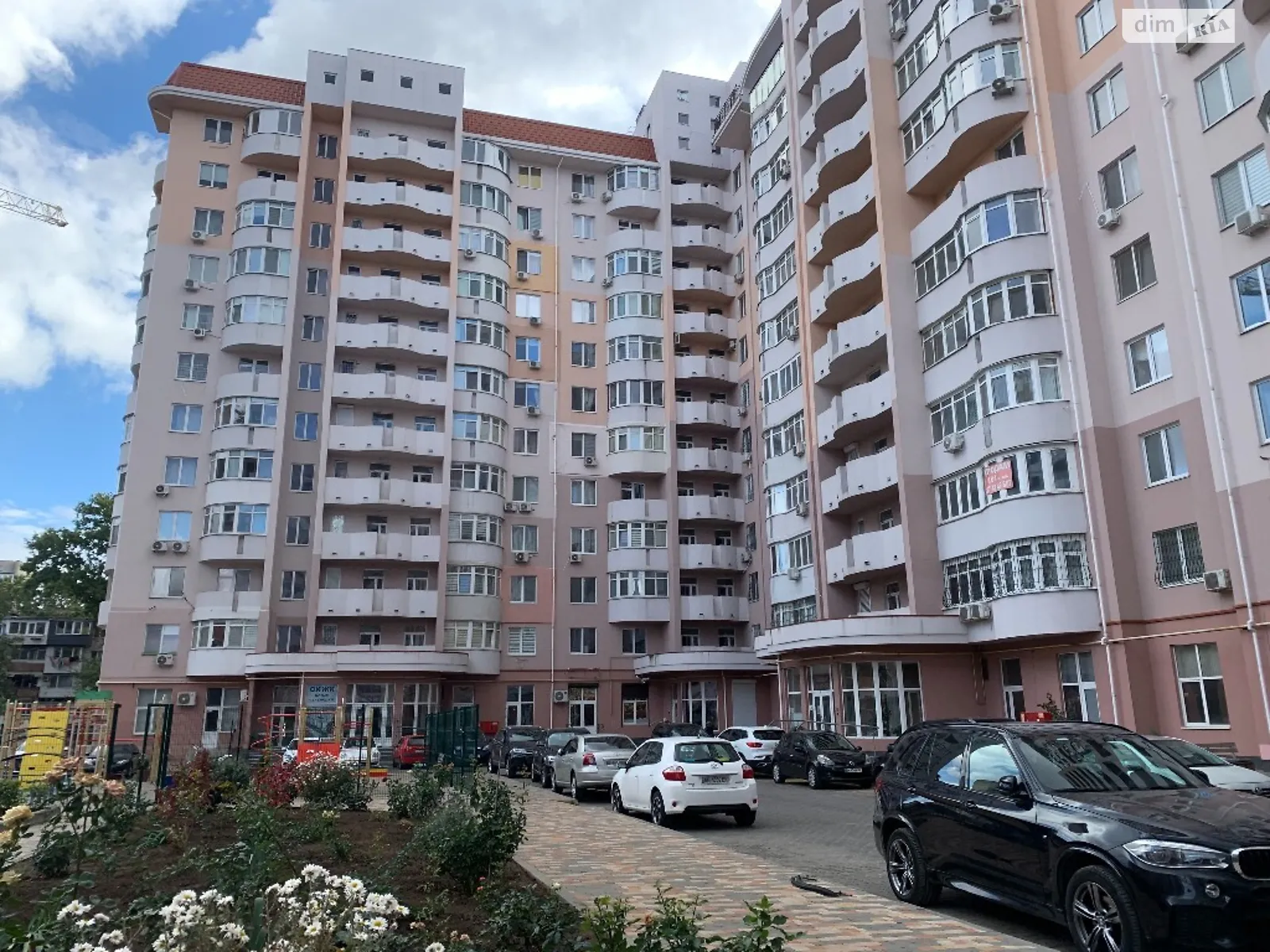 Продается офис 42 кв. м в бизнес-центре, цена: 30000 $