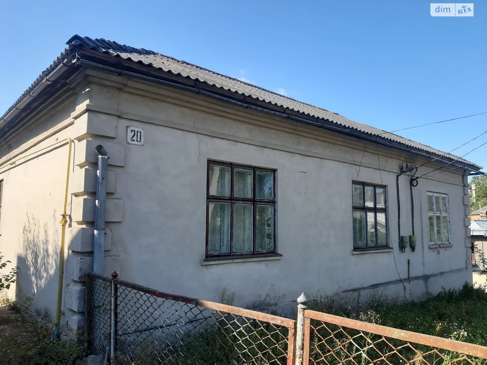 Продається одноповерховий будинок 72 кв. м з каміном, цена: 25000 $