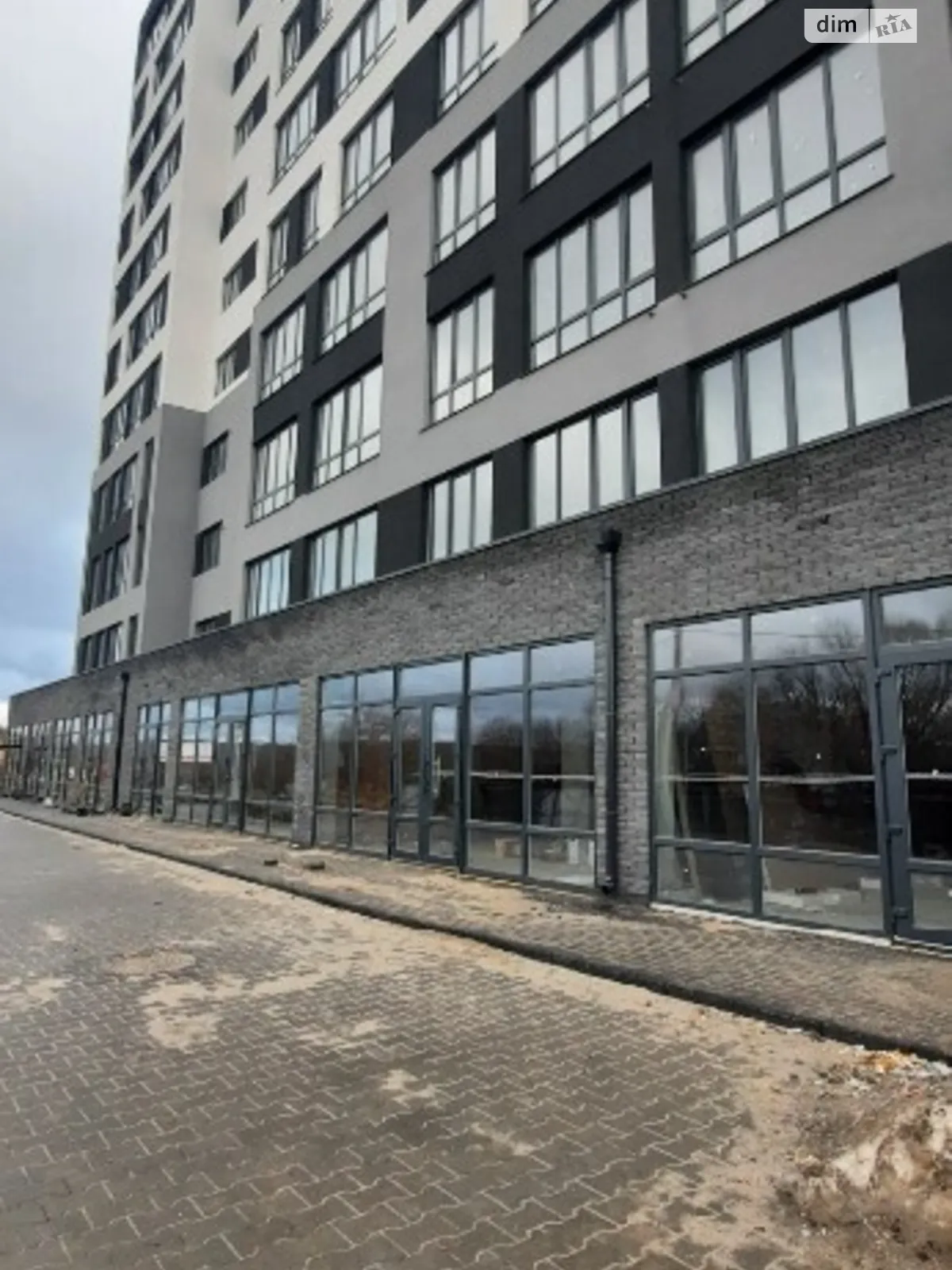 Продается 2-комнатная квартира 73 кв. м в Хмельницком, ул. Озерная, 1 - фото 1