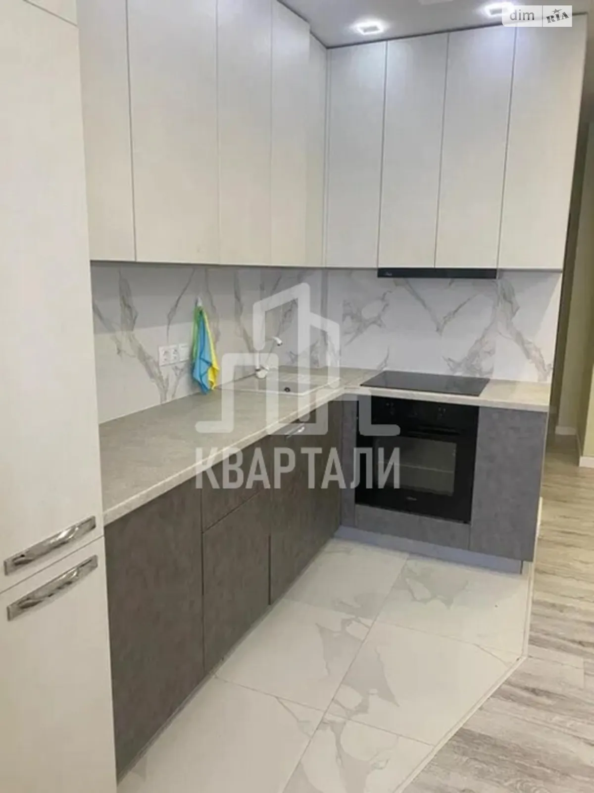 Продается 1-комнатная квартира 44 кв. м в Киеве, ул. Драгоманова, 10 - фото 1