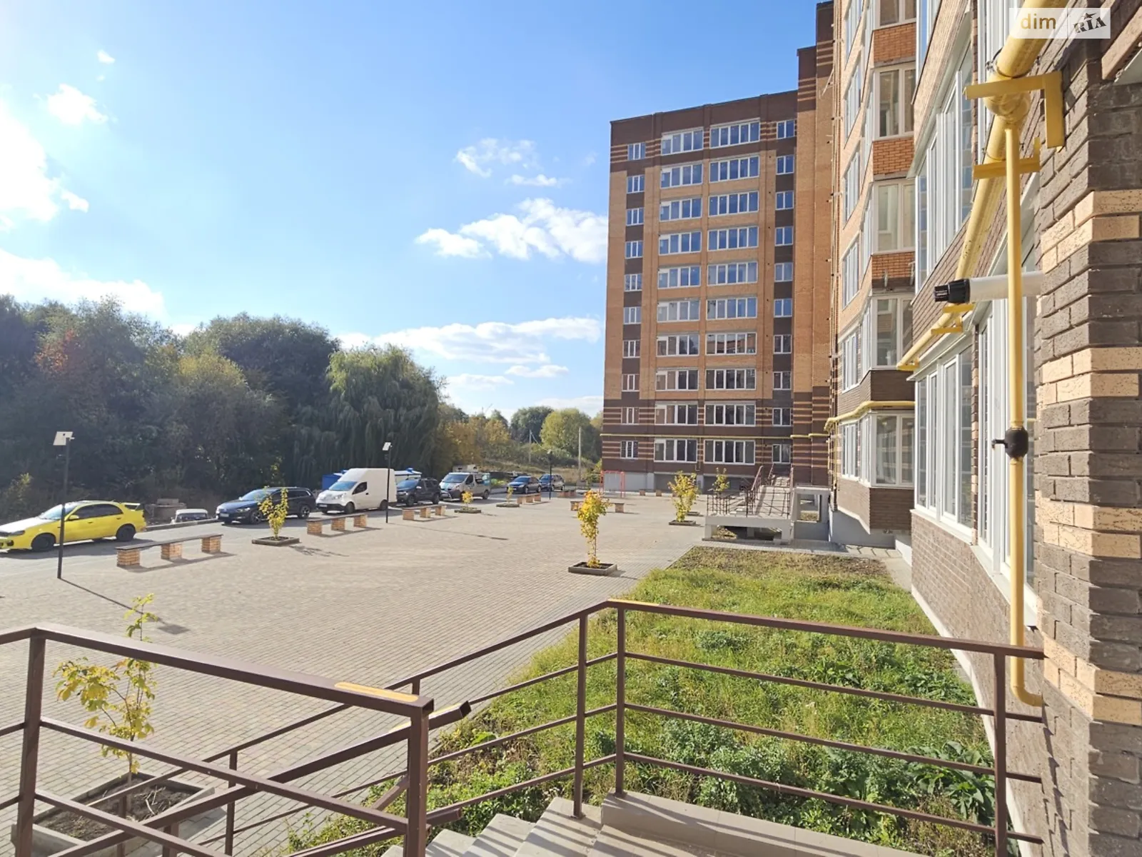 Продается 3-комнатная квартира 95.5 кв. м в Хмельницком