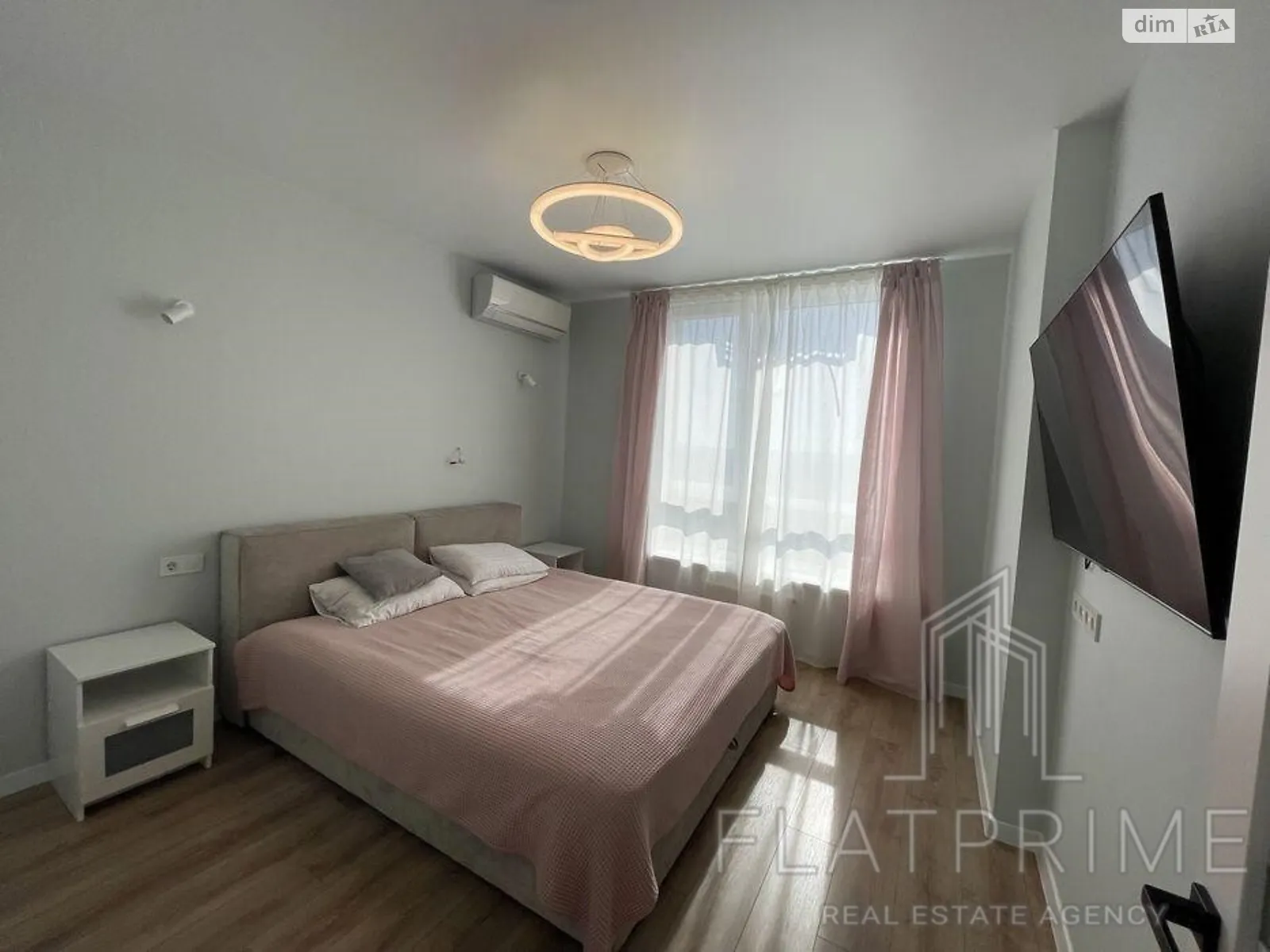 Продается 2-комнатная квартира 65 кв. м в Киеве, ул. Каменская, 127 - фото 1