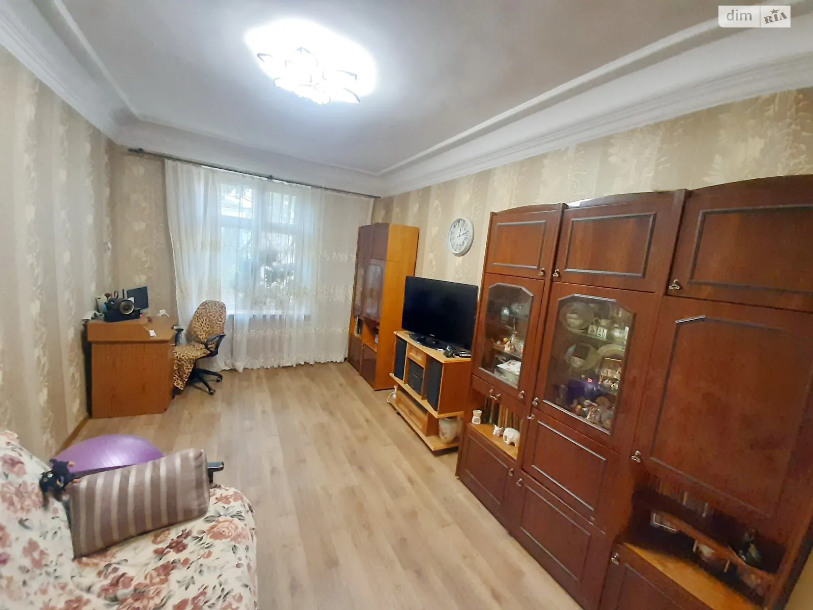 Продається 2-кімнатна квартира 58 кв. м у Одесі, вул. Єврейська, 36