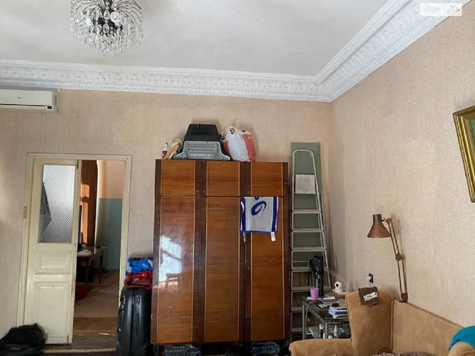 Продается 3-комнатная квартира 60 кв. м в Одессе, ул. Канатная