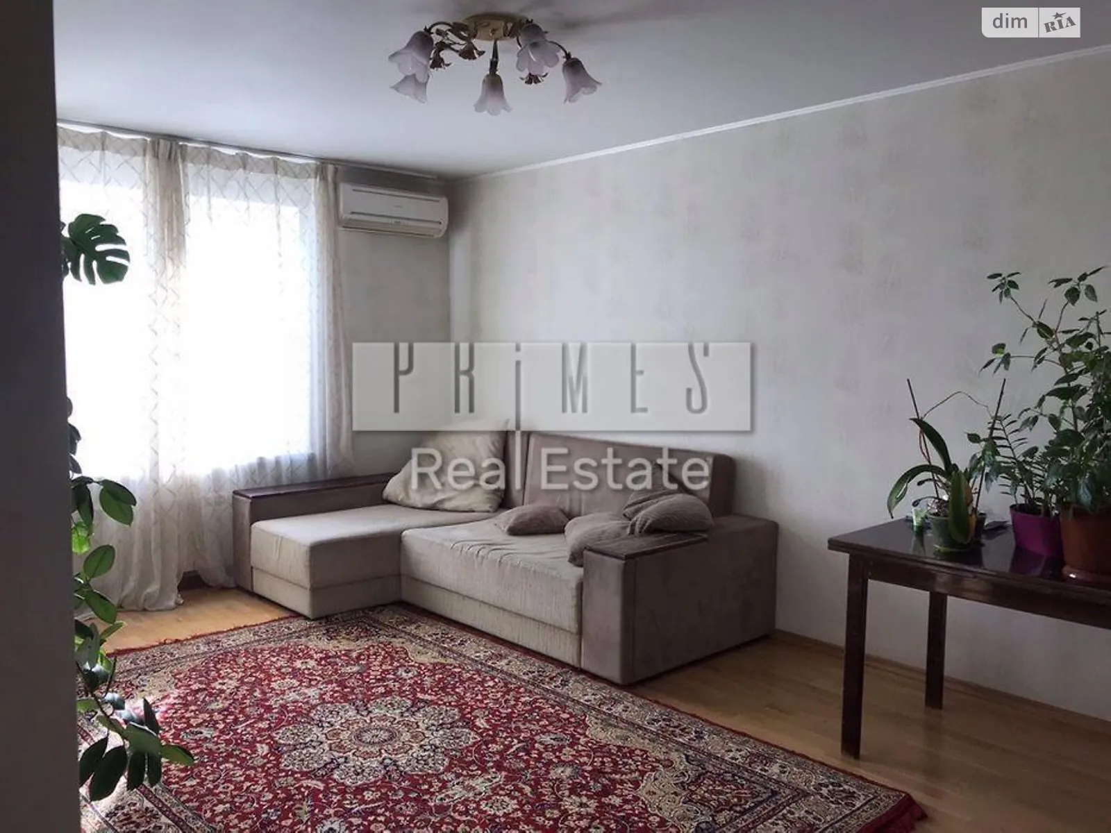 Продается 2-комнатная квартира 67 кв. м в Киеве, ул. Братиславская