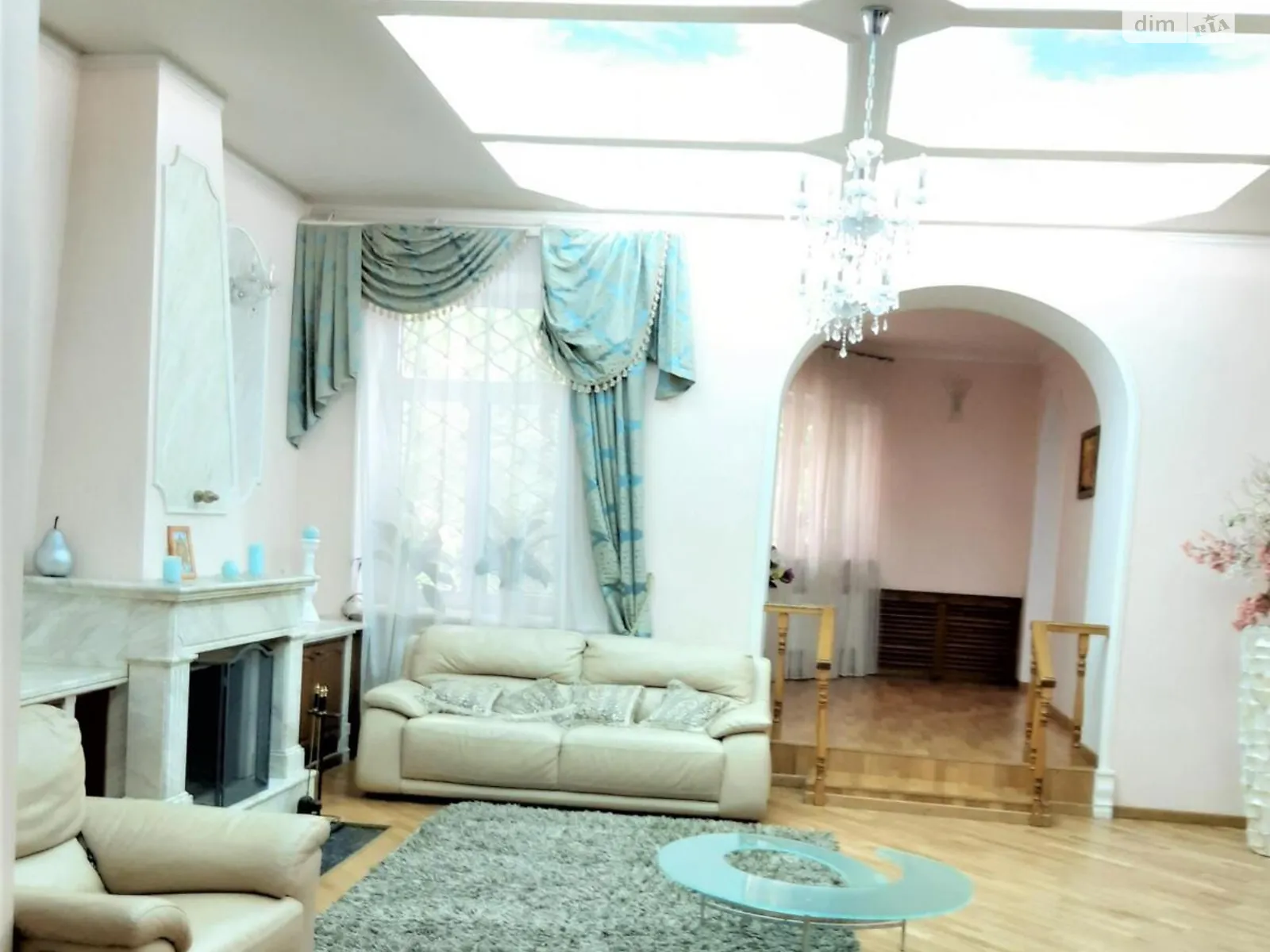 Сдается в аренду 3-комнатная квартира 142 кв. м в Харькове, цена: 15000 грн
