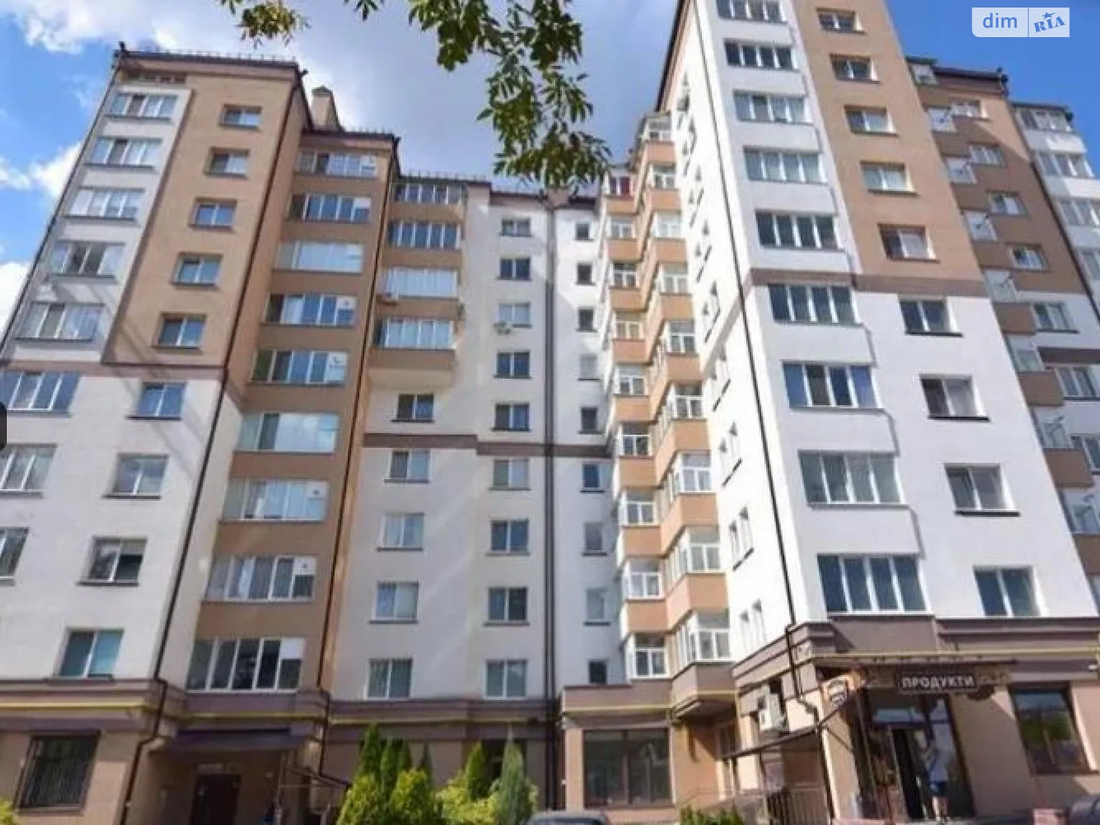 Продается 2-комнатная квартира 73 кв. м в Ивано-Франковске - фото 1